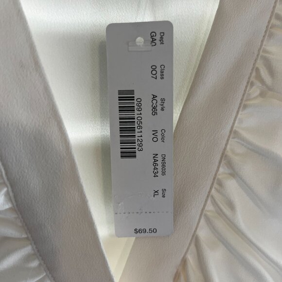 J.Crew Cream Sleeveless blouse - Picture 5 of 7